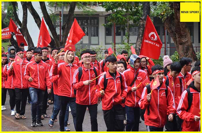 tại sao nên may áo khoác đồng phục