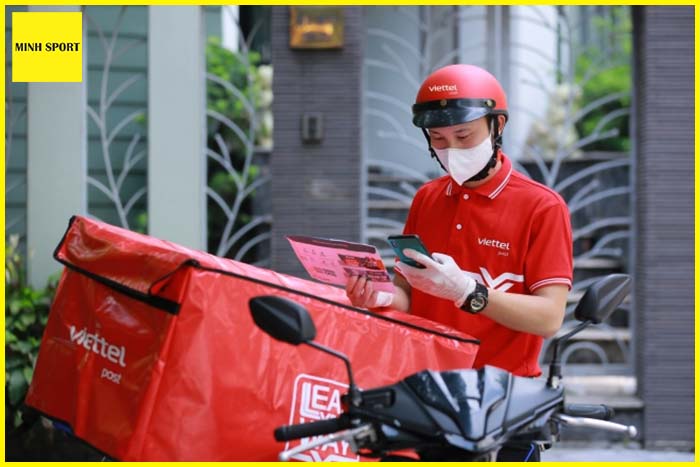 may áo thun đồng phục cho shipper tài xế nhân viên giao hàng
