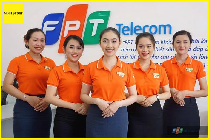 áo đồng phục nhân viên bán hàng fpt telecom