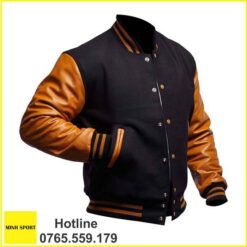 áo khoác đồng phục bomber màu đen phối tay vàng dp56