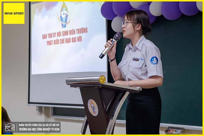 áo sơ mi hội sinh viên việt nam