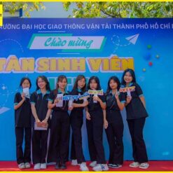 áo thun đồng phục hội sinh viên việt nam màu đen cổ xanh at171