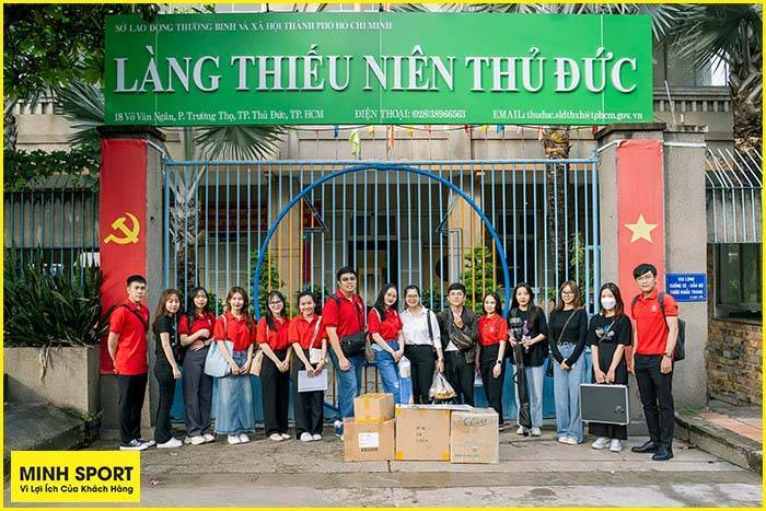 may đồng phục thủ đức