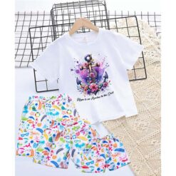 mẫu quần áo đồng phục đi biển đẹp cho nhóm, team, gia đình công ty