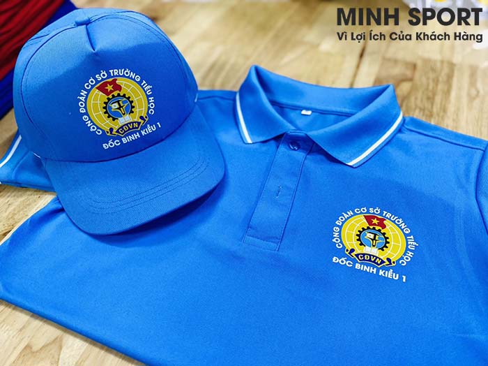 áo thun đồng phục công đoàn có cổ màu xanh