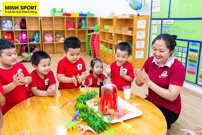 đồng phục giáo viên mầm non