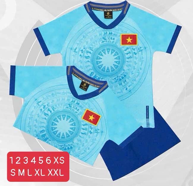 in quần so bóng đá theo yêu cầu