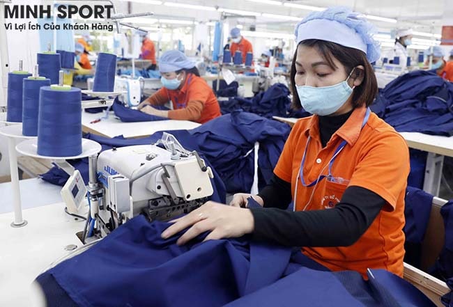 may áo thun đồng phục công nhân