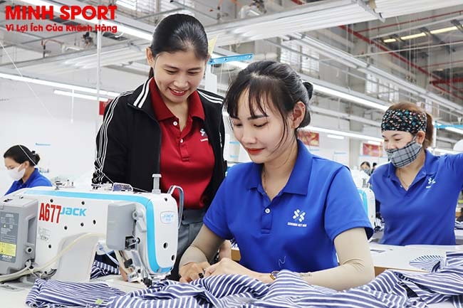 may áo thun đồng phục công nhân