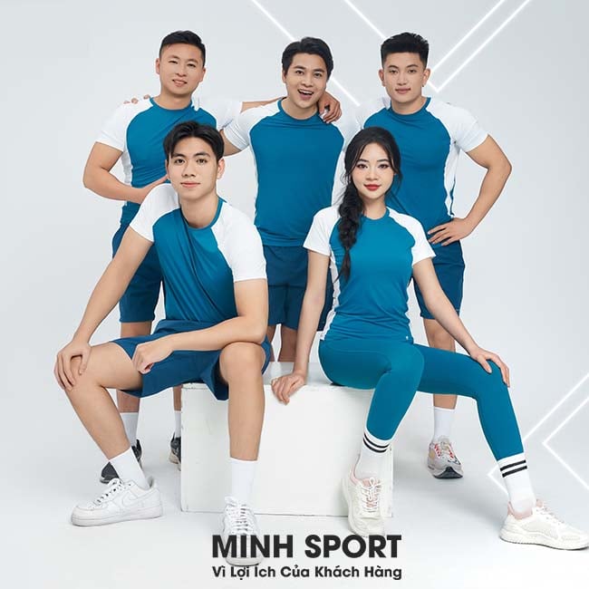 may quần áo thể thao theo yêu cầu