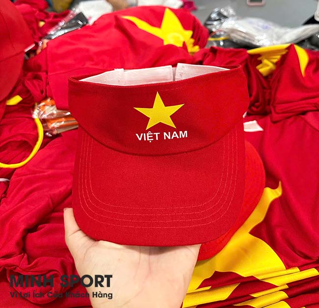 nón nửa đầu cờ đỏ sao vàng việt nam