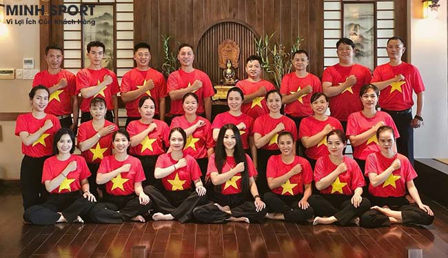 xưởng may áo thun đồng phục theo yêu cầu