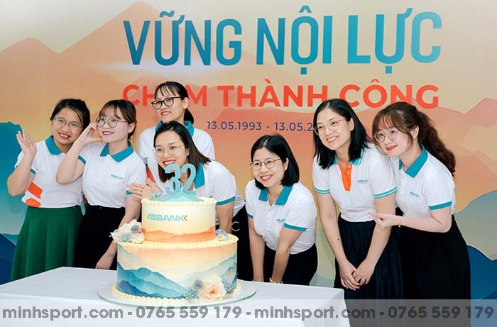 đặt may đồng phục đẹp