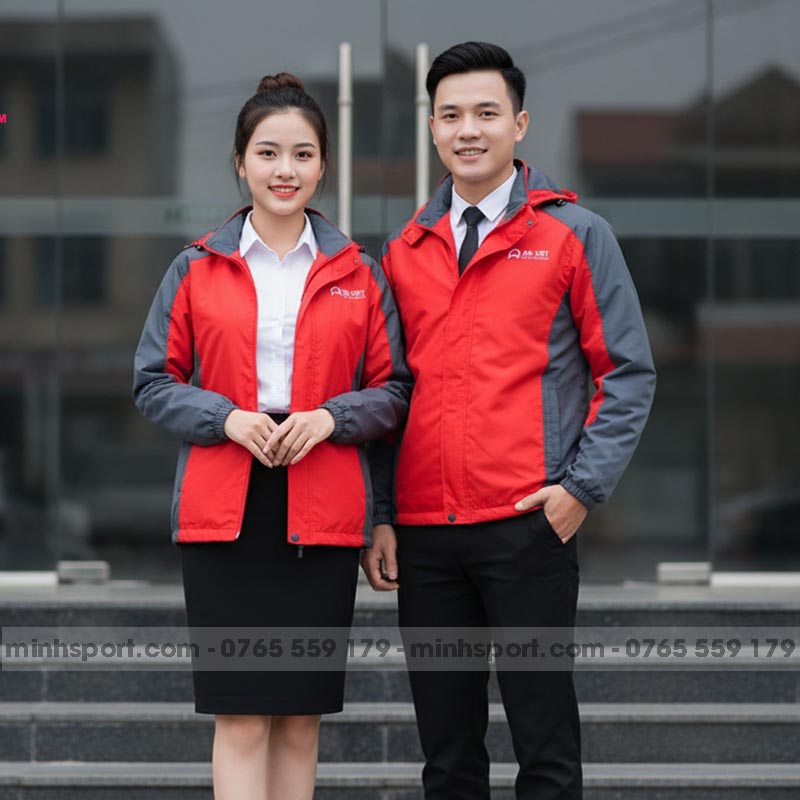 may áo khoác gió đồng phục