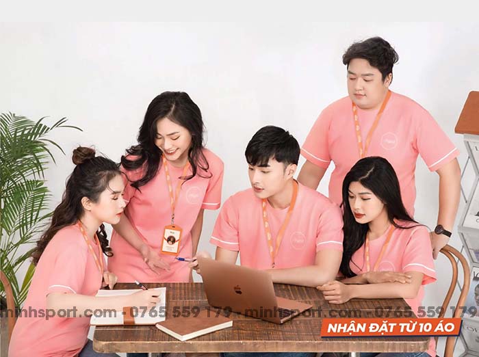 áo thun đồng phục cổ tròn