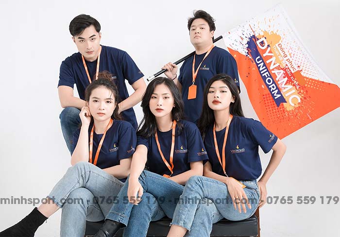áo thun đồng phục cổ tròn