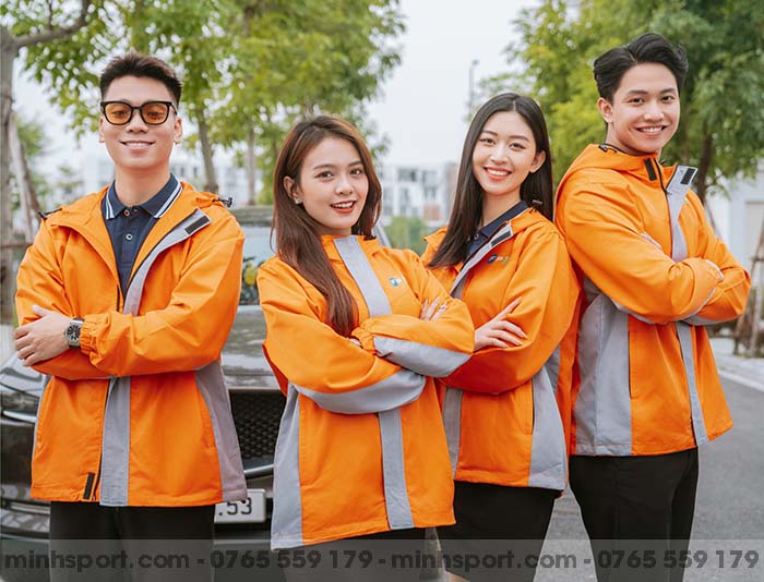 may áo khoác gió đồng phục