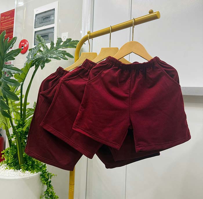 quần short đồng phục đi biển trơn màu đỏ
