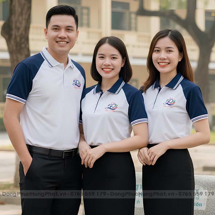 áo thun đồng phục họp lớp 50 năm màu trắng phối xanh đen