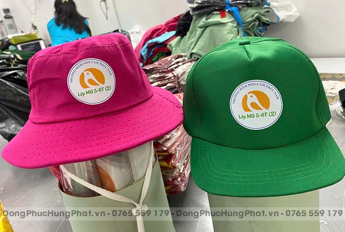 nón tai bèo và nón kết in theo yêu cầu cho học sinh mầm non