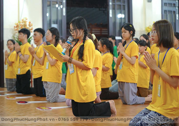 áo đồng phục khóa tu mùa hè