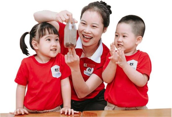 áo polo đồng phục giáo viên mầm non