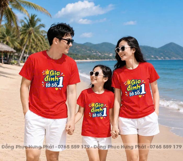 đồng phục gia đình màu đỏ