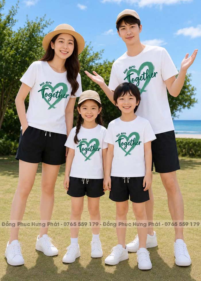 đồng phục gia đình màu trắng