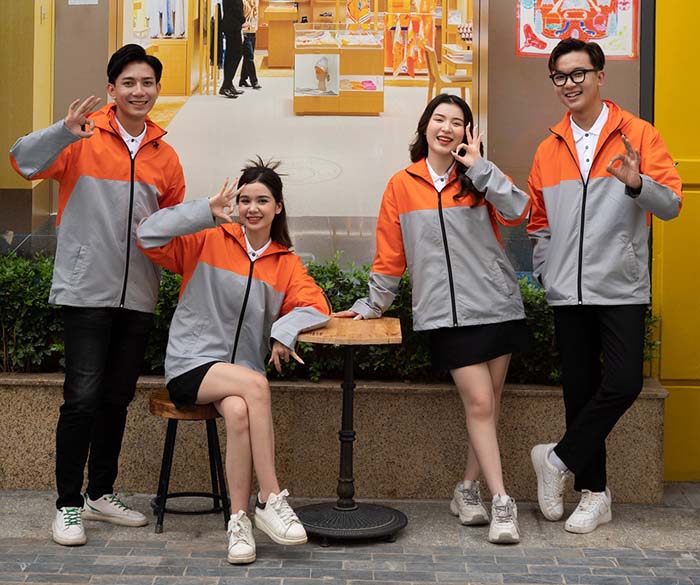 may áo khoác gió đồng phục màu xám phối cam