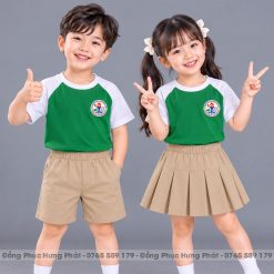đồng phục mầm non và tiểu học cổ tròn màu xanh két phối trắng