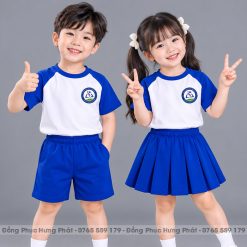đồng phục mầm non và tiểu học màu trắng phối xanh bích