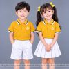 đồng phục mầm non và tiểu học màu vàng bò sọc trắng