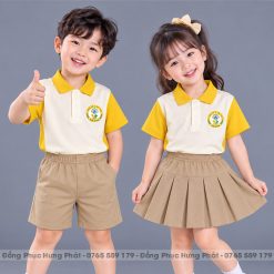 đồng phục mầm non và tiểu học polo màu be phối vàng