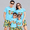 áo thun gia đình đi biển màu xanh